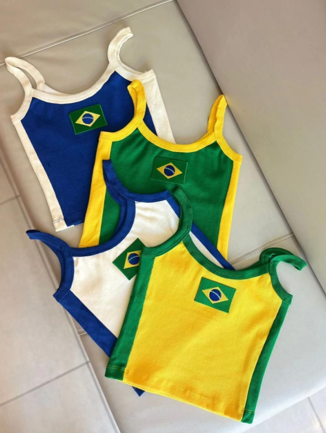 Cropped Brasil Flag